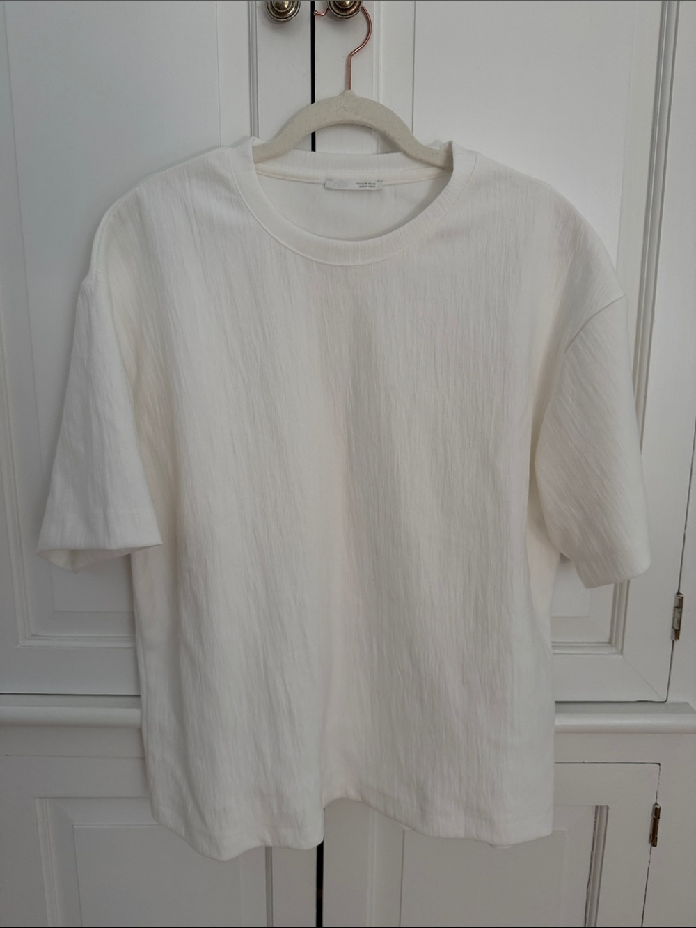 Zara Cream Textured Short Sleeve Crewneck Tee